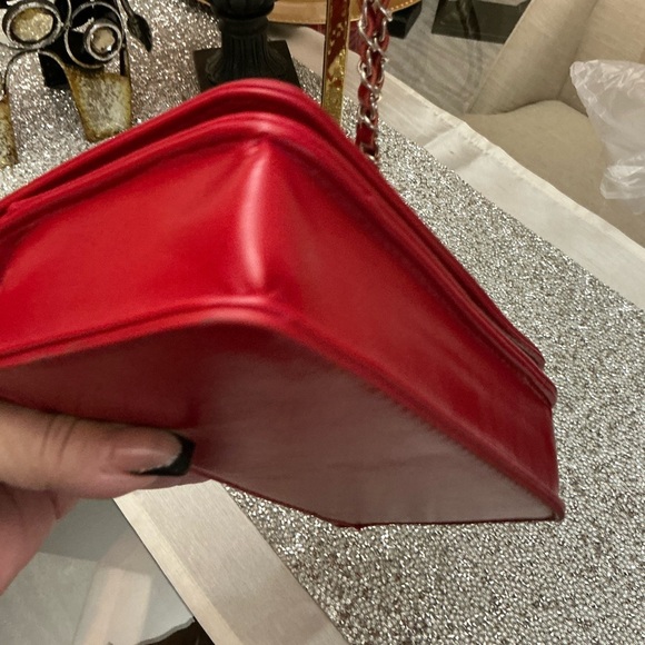 Brand New Beautiful Red Bagley Mischa Bag - Picture 11 of 14